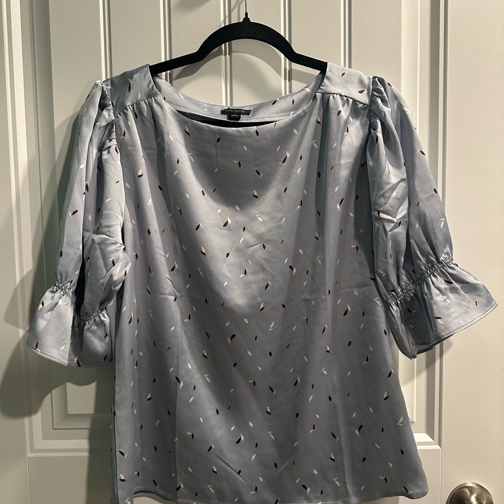 Ann Taylor Light Gray Blouse with Puff Sleeves